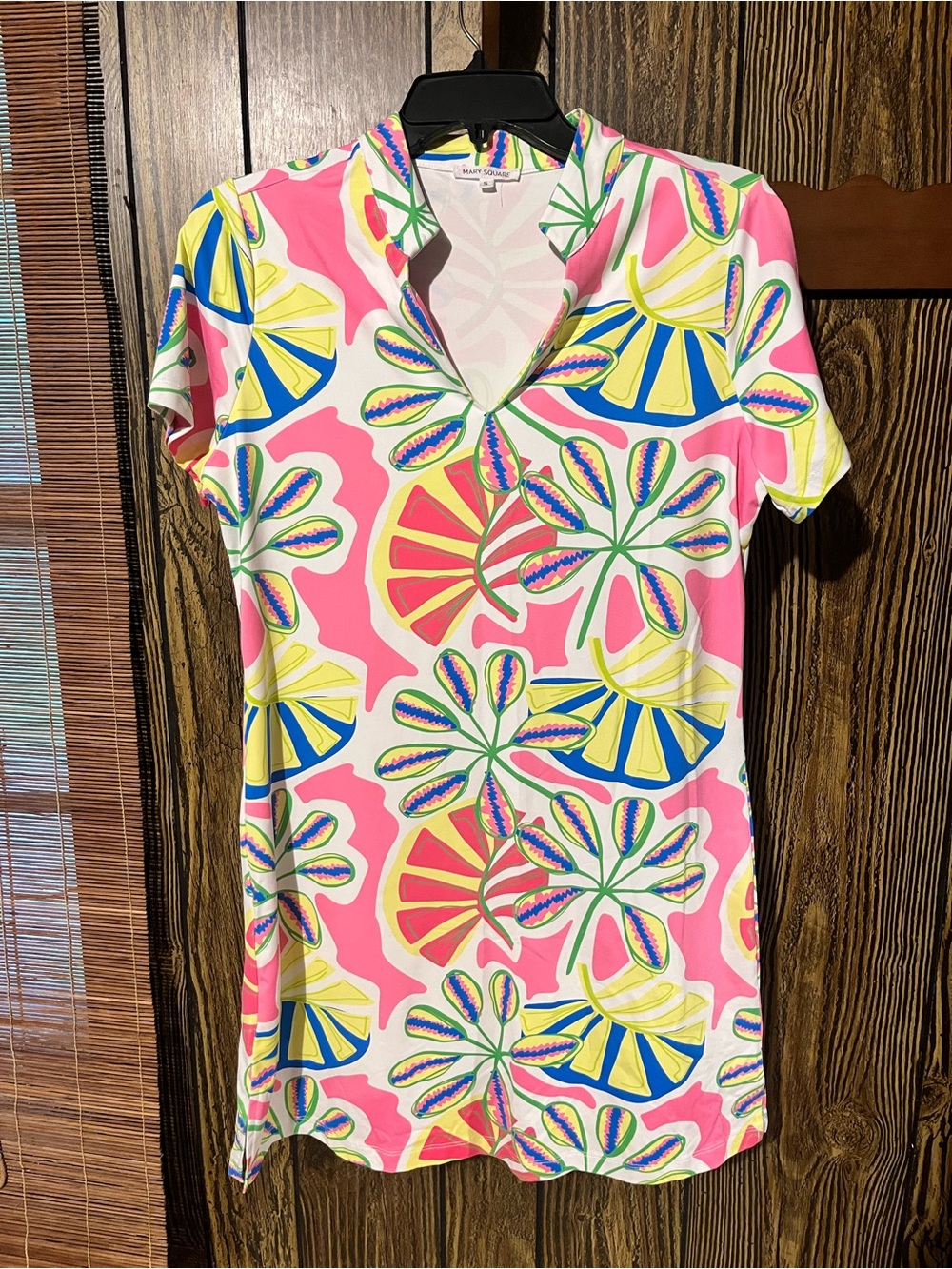Women's Pink Tropical Print V-Neck Mini Dress
